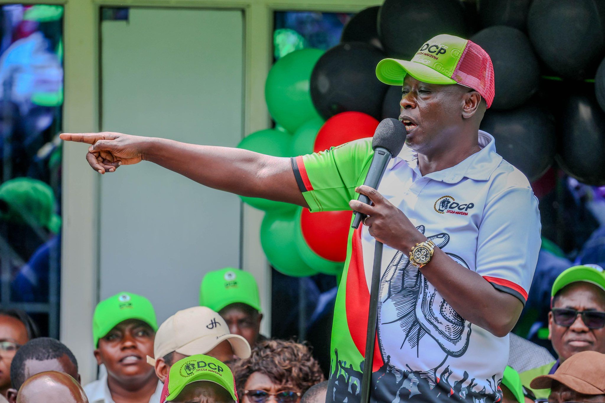 Uhuru vs Ruto: Gachagua draws line in Ruto - Uhuru war