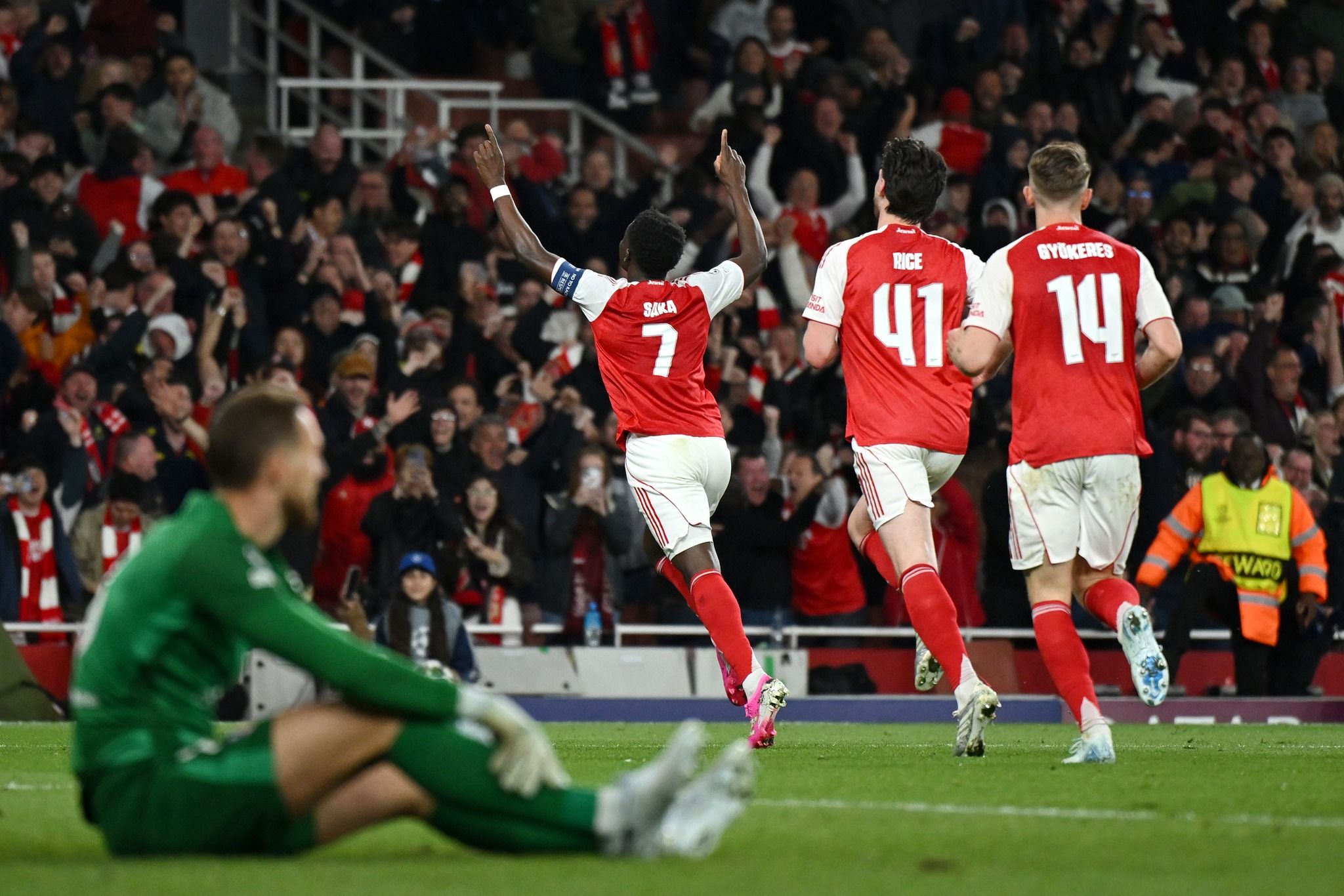 Saka sends Arsenal into first Champions League final since 2006