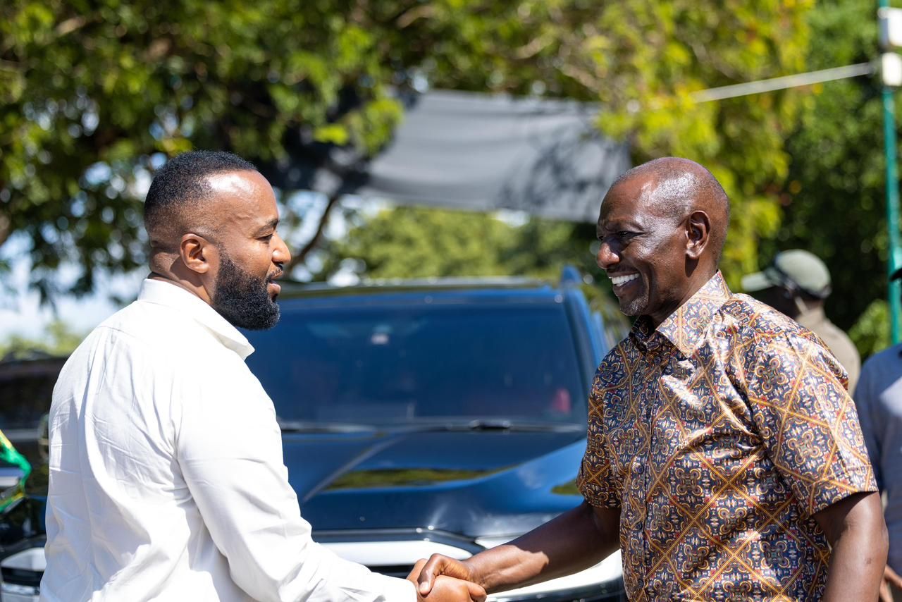 Ruto quietly jets back, begins five-day tour of the Coast region