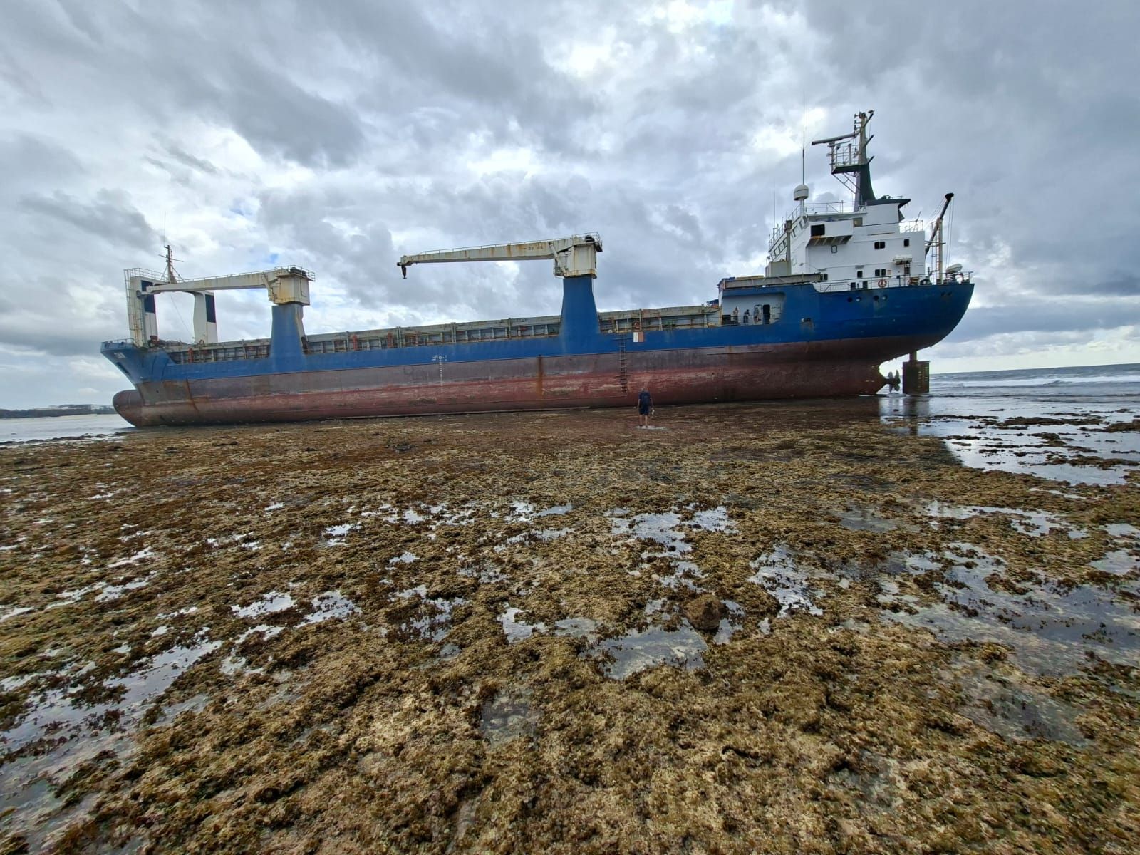 Ship grounds on coral reef near Mtwapa Creek, raising spill fears