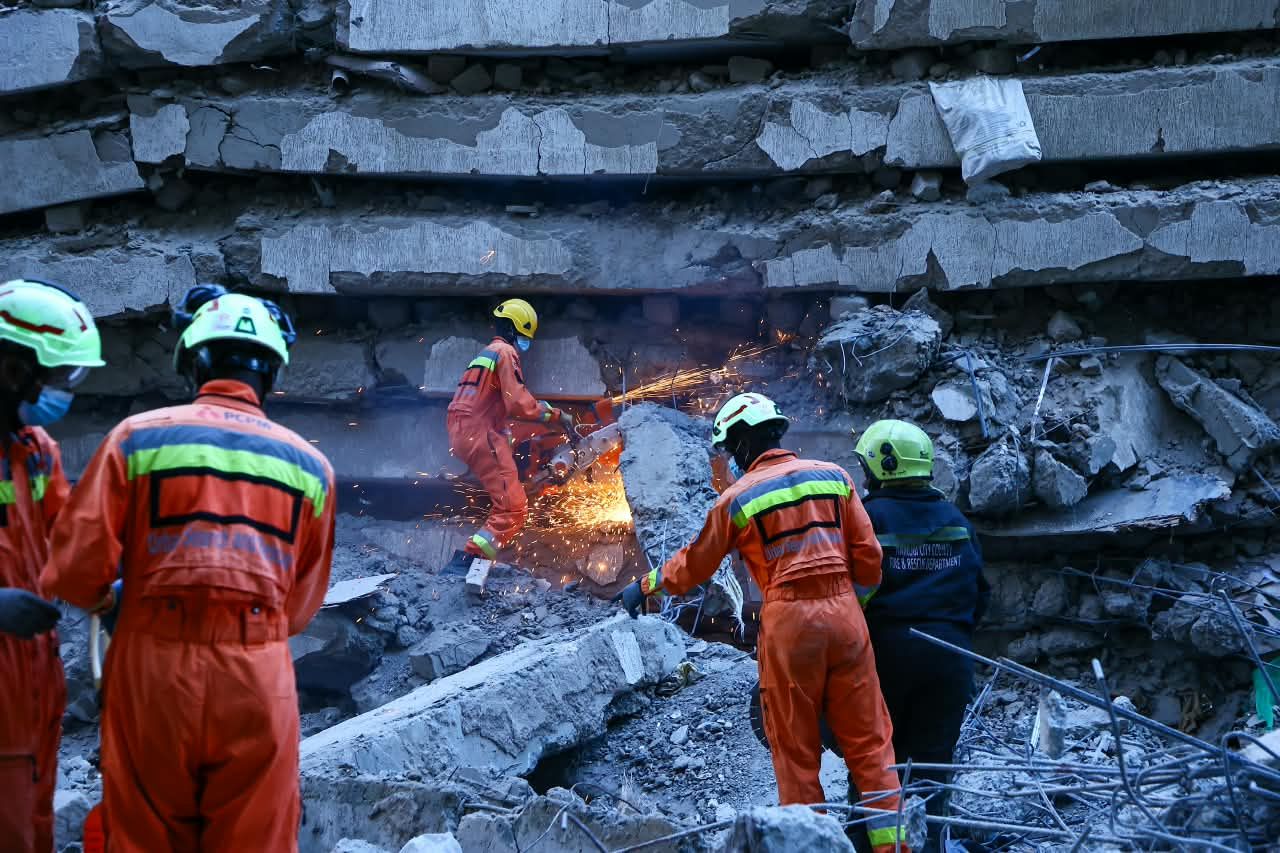 Eastleigh building collapse: One rescued, several feared trapped 